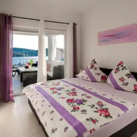Guliana Apartment